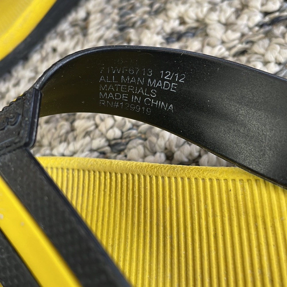Flip flops - Picture 3 of 5